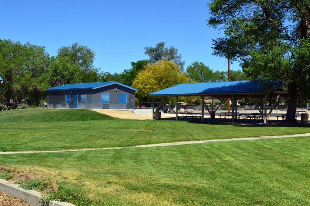 Gepford Park - Image 4